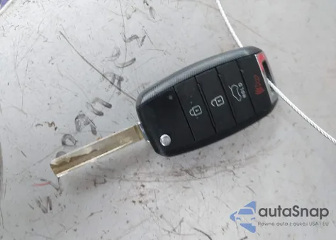 2020 Kia Sorento 2.4L Lx z USA, uszkodzony, nr VIN 5XYPG4A34LG680428